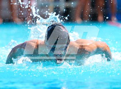 Thumbnail 2 in Oaks Christian vs De Toledo photogallery.