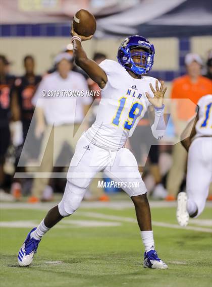 Thumbnail 3 in North Little Rock vs. Catholic-B.R. (Battle on the Border) photogallery.
