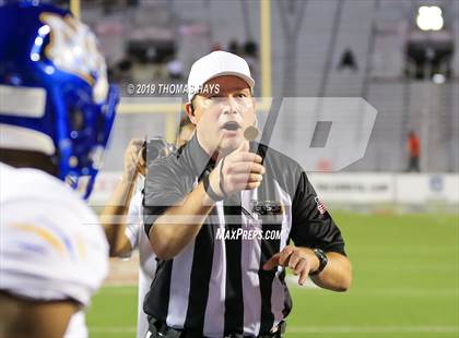 Thumbnail 2 in North Little Rock vs. Catholic-B.R. (Battle on the Border) photogallery.