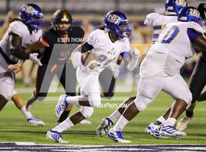 Thumbnail 3 in North Little Rock vs. Catholic-B.R. (Battle on the Border) photogallery.