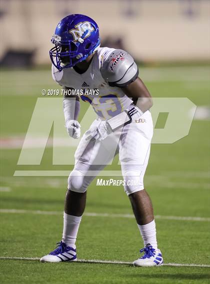 Thumbnail 3 in North Little Rock vs. Catholic-B.R. (Battle on the Border) photogallery.