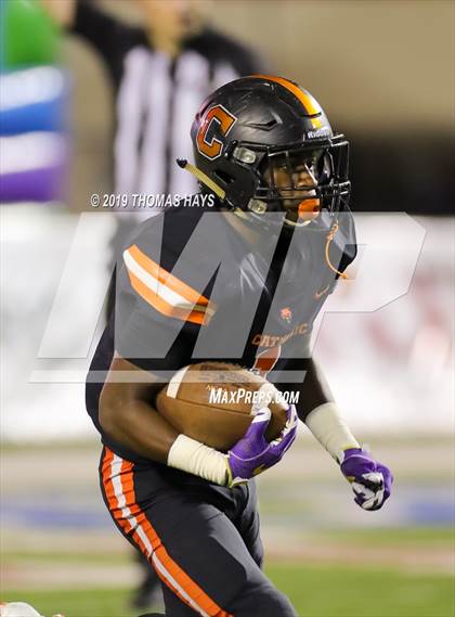 Thumbnail 1 in North Little Rock vs. Catholic-B.R. (Battle on the Border) photogallery.