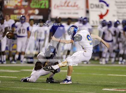 Thumbnail 2 in North Little Rock vs. Catholic-B.R. (Battle on the Border) photogallery.