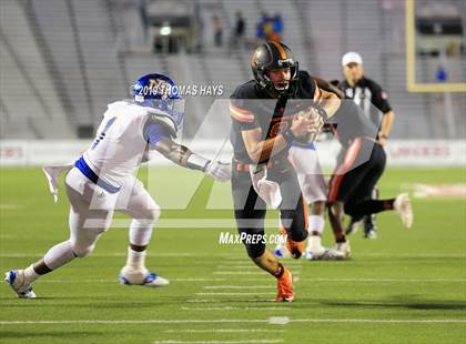 Thumbnail 3 in North Little Rock vs. Catholic-B.R. (Battle on the Border) photogallery.