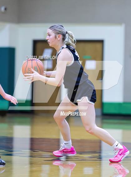 Thumbnail 2 in Meridian vs Graford (Relentless Runnin' Cats Classic) photogallery.