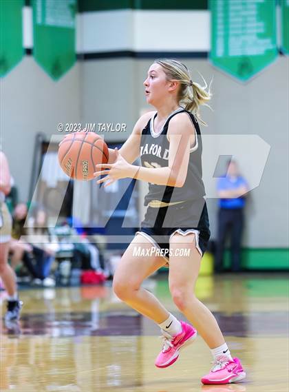 Thumbnail 1 in Meridian vs Graford (Relentless Runnin' Cats Classic) photogallery.