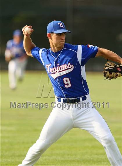 Thumbnail 3 in Liberty Christian vs Trinity Christian photogallery.