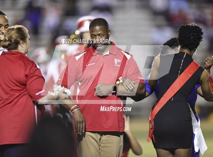 Thumbnail 2 in Cape Fear @ Seventy-First photogallery.