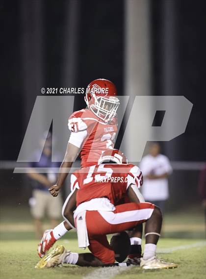 Thumbnail 2 in Cape Fear @ Seventy-First photogallery.
