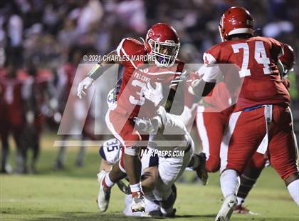 Thumbnail 3 in Cape Fear @ Seventy-First photogallery.