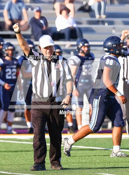 Thumbnail 3 in Bellarmine College Prep vs. Serra photogallery.