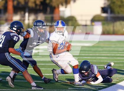 Thumbnail 3 in Bellarmine College Prep vs. Serra photogallery.