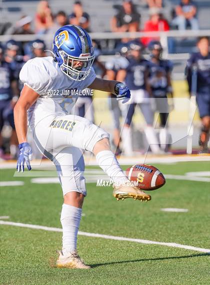 Thumbnail 3 in Bellarmine College Prep vs. Serra photogallery.