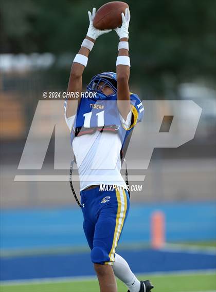 Thumbnail 2 in Casa Grande @ Marana photogallery.
