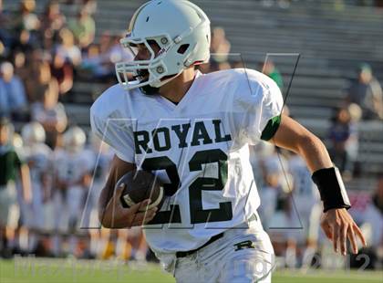 Thumbnail 3 in Royal @ Simi Valley photogallery.