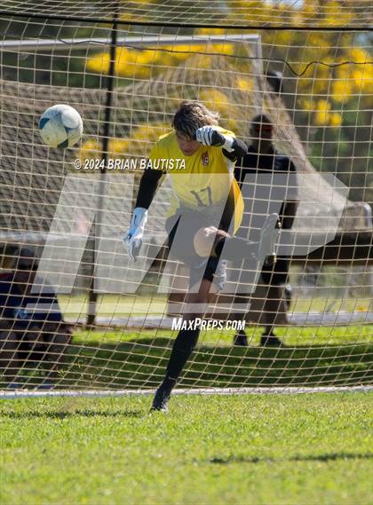 Thumbnail 3 in Mililani vs. King Kekaulike (HHSAA Division 1 Quarterfinal) photogallery.