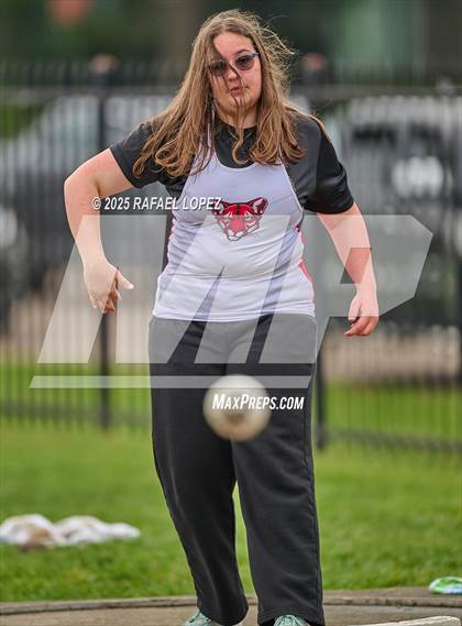 Thumbnail 1 in Northland Christian Relays (Shot Put) photogallery.