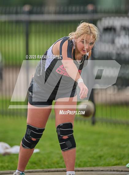 Thumbnail 3 in Northland Christian Relays (Shot Put) photogallery.