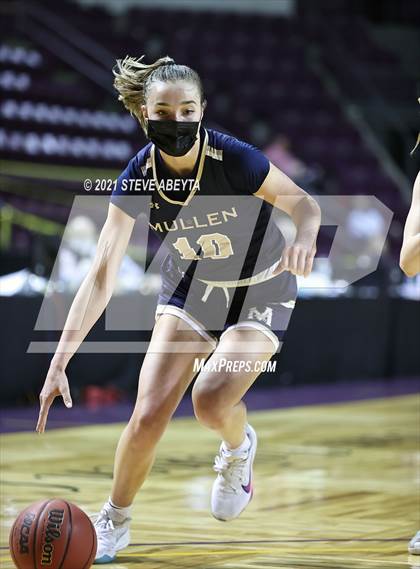 Thumbnail 2 in Mullen vs Windsor (CHSAA 4A Final) photogallery.