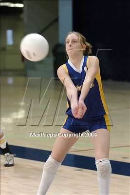 Thumbnail 2 in Loretto vs. Linden (Div. 4 semifinal) photogallery.