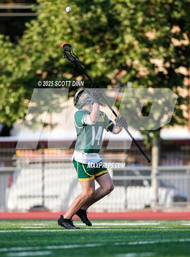 null - Photo 01