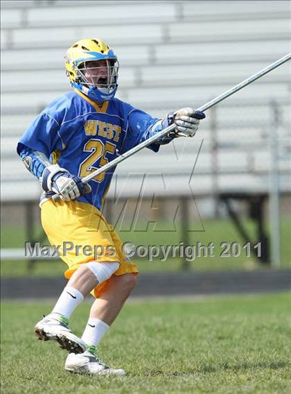 Thumbnail 1 in West Seneca West vs. West Seneca East photogallery.