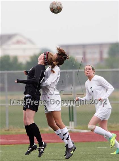 Thumbnail 2 in Fairview vs. Fossil Ridge photogallery.