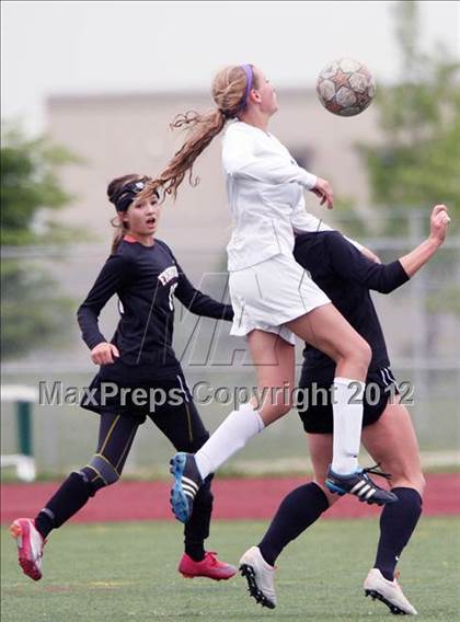 Thumbnail 2 in Fairview vs. Fossil Ridge photogallery.