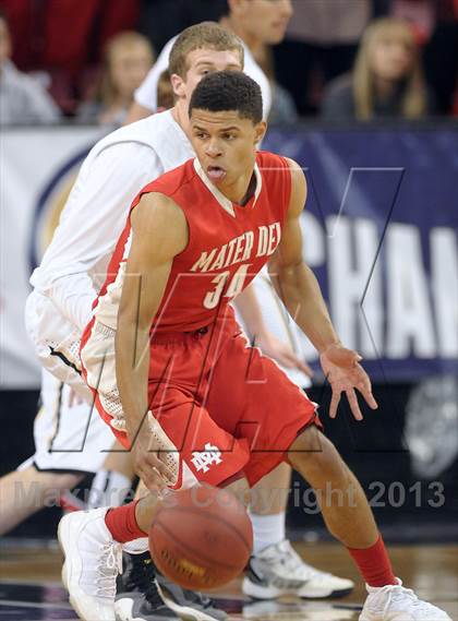 Thumbnail 3 in Mater Dei vs. Archbishop Mitty (CIF State Open Division Final) photogallery.