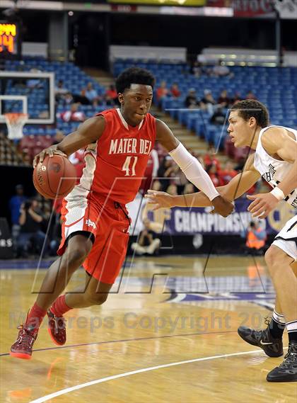 Thumbnail 1 in Mater Dei vs. Archbishop Mitty (CIF State Open Division Final) photogallery.
