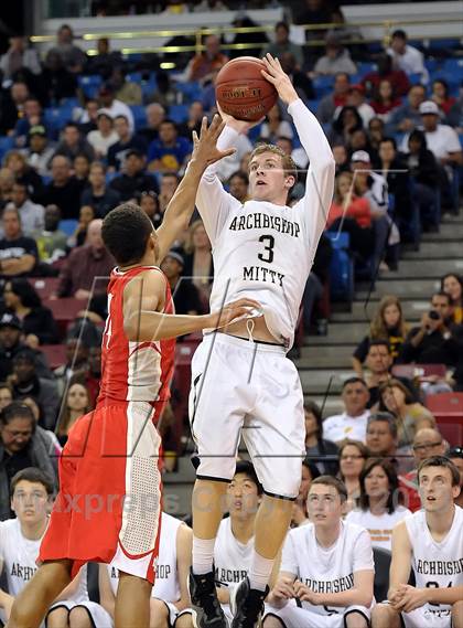 Thumbnail 3 in Mater Dei vs. Archbishop Mitty (CIF State Open Division Final) photogallery.