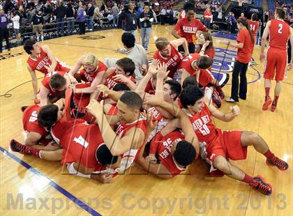 Thumbnail 2 in Mater Dei vs. Archbishop Mitty (CIF State Open Division Final) photogallery.