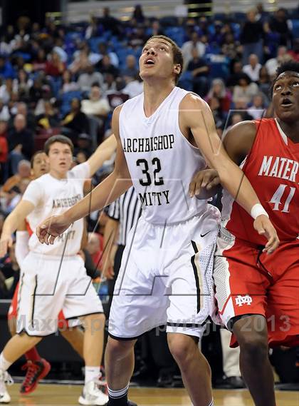 Thumbnail 2 in Mater Dei vs. Archbishop Mitty (CIF State Open Division Final) photogallery.
