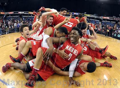 Thumbnail 1 in Mater Dei vs. Archbishop Mitty (CIF State Open Division Final) photogallery.