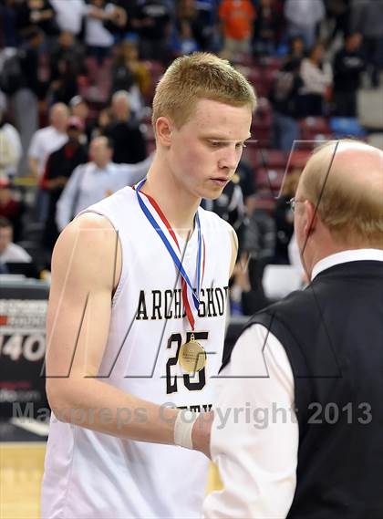 Thumbnail 1 in Mater Dei vs. Archbishop Mitty (CIF State Open Division Final) photogallery.