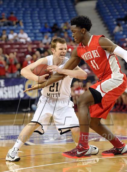 Thumbnail 3 in Mater Dei vs. Archbishop Mitty (CIF State Open Division Final) photogallery.