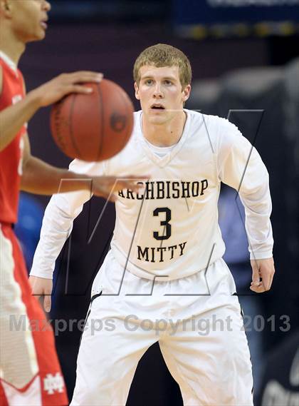 Thumbnail 3 in Mater Dei vs. Archbishop Mitty (CIF State Open Division Final) photogallery.
