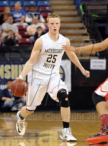 Thumbnail 2 in Mater Dei vs. Archbishop Mitty (CIF State Open Division Final) photogallery.