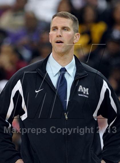 Thumbnail 2 in Mater Dei vs. Archbishop Mitty (CIF State Open Division Final) photogallery.