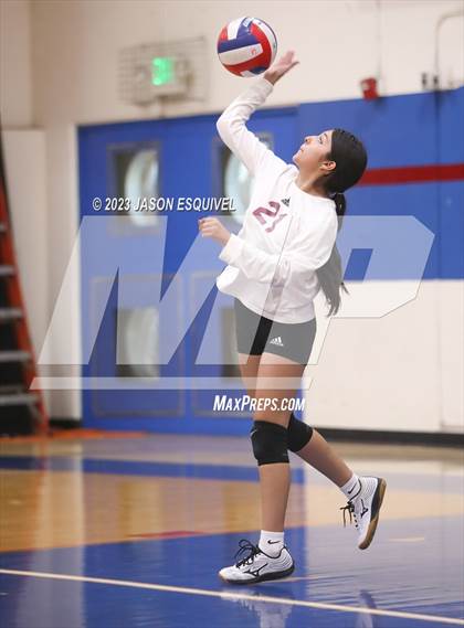 Thumbnail 3 in Wilson @ Los Altos photogallery.