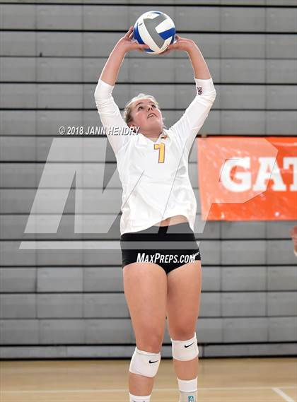 Thumbnail 3 in Torrey Pines vs. Mater Dei (Durango Fall Classic) photogallery.