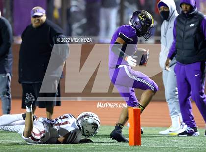 Thumbnail 3 in Lynwood vs. Rosemead (CIF SS D14 Playoffs) photogallery.