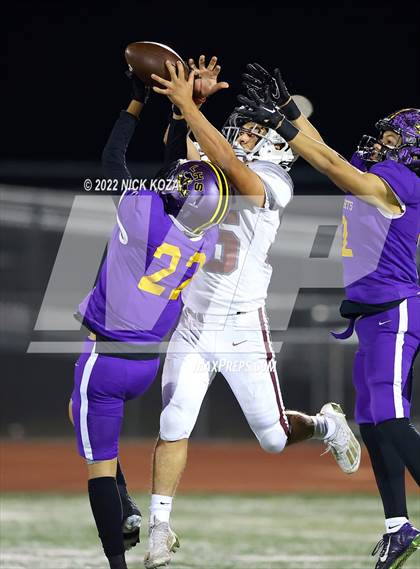 Thumbnail 2 in Lynwood vs. Rosemead (CIF SS D14 Playoffs) photogallery.
