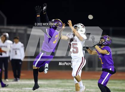 Thumbnail 2 in Lynwood vs. Rosemead (CIF SS D14 Playoffs) photogallery.