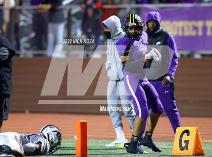 Thumbnail 1 in Lynwood vs. Rosemead (CIF SS D14 Playoffs) photogallery.