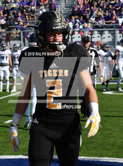 Thumbnail 2 in Sealy vs. Boerne (UIL 4A Area Playoff) photogallery.