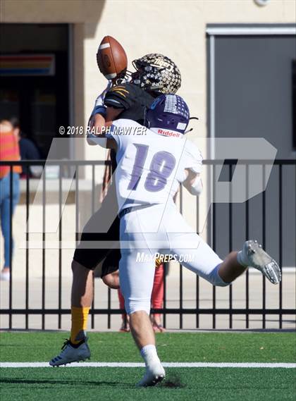 Thumbnail 2 in Sealy vs. Boerne (UIL 4A Area Playoff) photogallery.