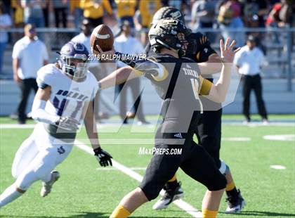 Thumbnail 3 in Sealy vs. Boerne (UIL 4A Area Playoff) photogallery.