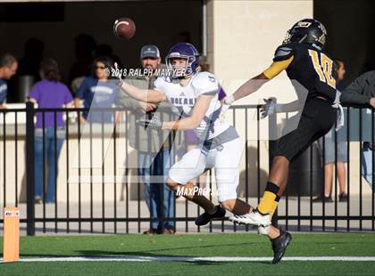 Thumbnail 2 in Sealy vs. Boerne (UIL 4A Area Playoff) photogallery.