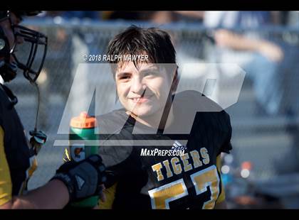 Thumbnail 1 in Sealy vs. Boerne (UIL 4A Area Playoff) photogallery.